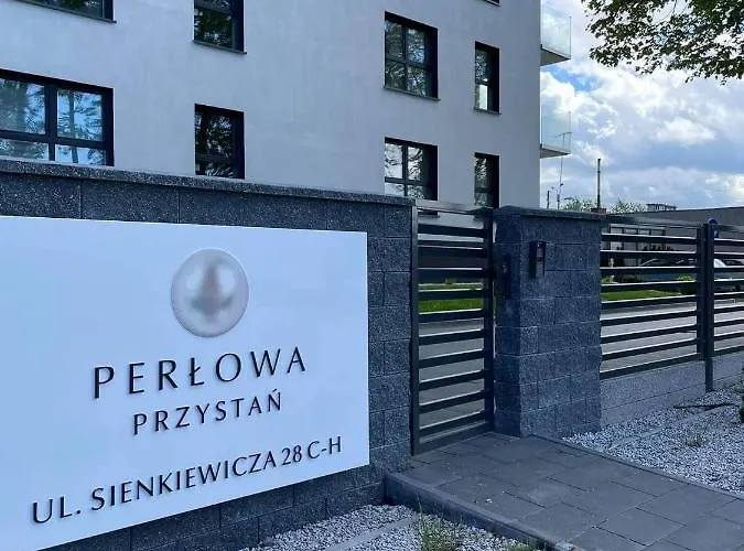 Caloroczny Perlowa Przystan * Kolberg