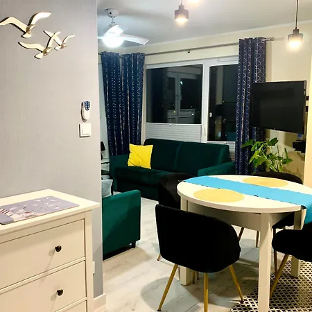 Caloroczny Perlowa Przystan * Колобжег