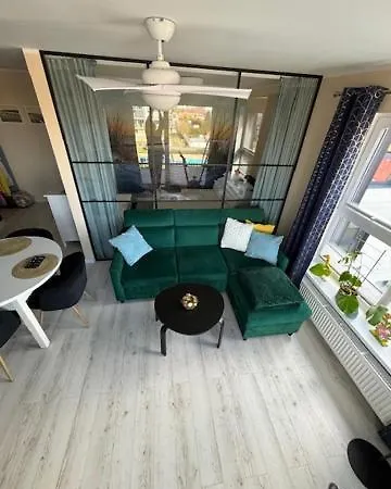 Апартаменты Caloroczny Perlowa Przystan Колобжег